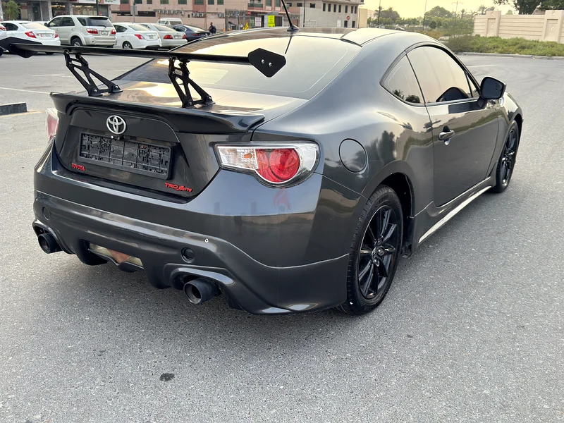تويوتا 86 أوتوماتيكية للبيع63148168531075113