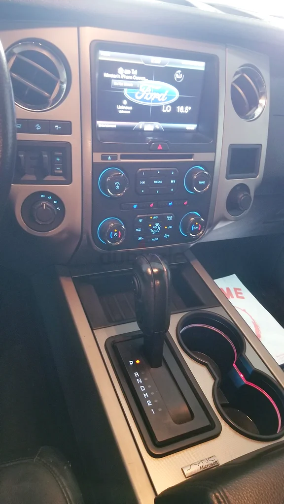 Ford Expedition EL + XL63231638785027113