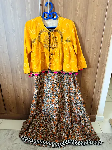 Preloved Pakistani dress brand Generation size 12(medium)