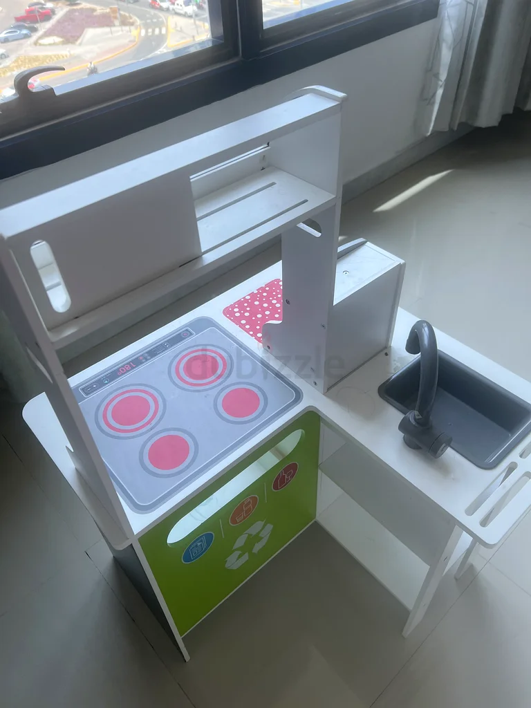 مطبخ لعب خشبي للأطفال - متعة لطهاة الصغار!63175739059971114