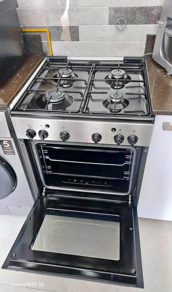 نطاق طهي غاز كامل من سيمنس بـ 4 مواقد 60-60 م63265097998467111