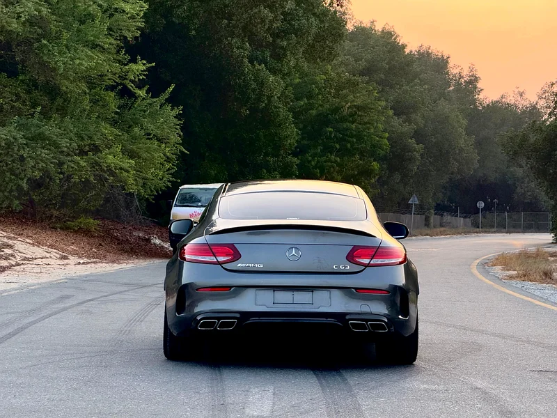 MERCEDES BENZ AMG C63s COUPE 201763163859448705113
