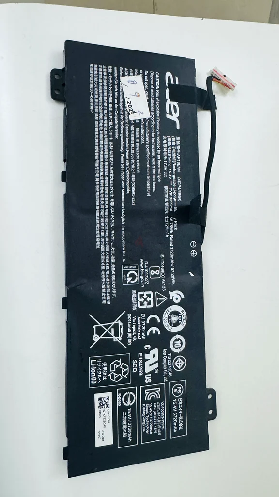بطارية سلسلة Acer Aspire 5 A515، وAcer Swift 3، وAcer TravelMate P2632565956477461128