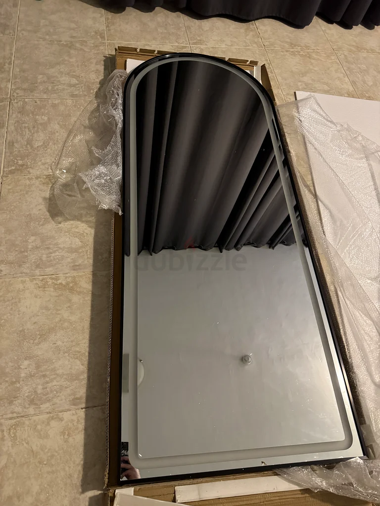 LED wall mirror - brand new63185240414721111