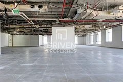 Office Next to Metro Huge and - 982ab91227a64614942e957d1722b81b 