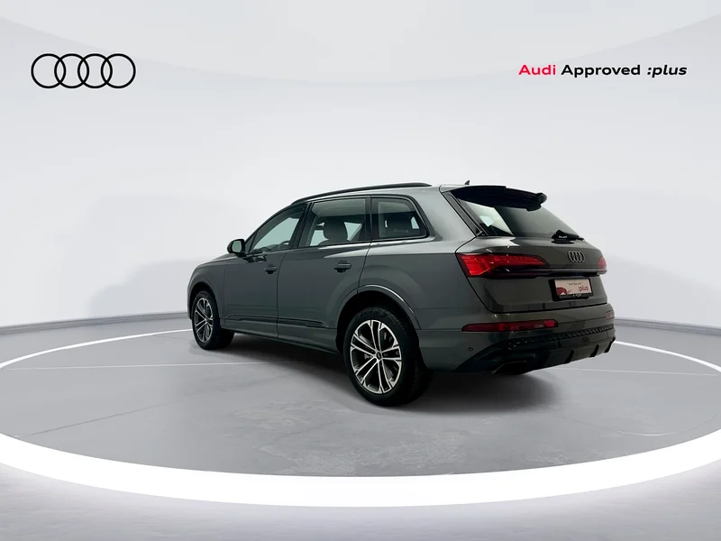 Q7 SUV S line 55 TFSI quattro 340 حصان (الرقم المرجعي #019536)63171746508675111