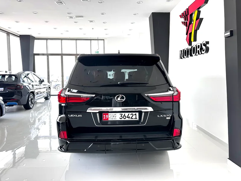 Lexus LX570S 2021, fully optional, in excellent condition63168970345729114