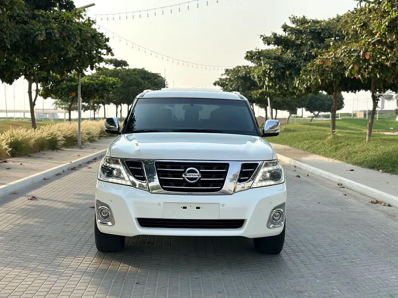 Nissan patrol 201563228277663875111