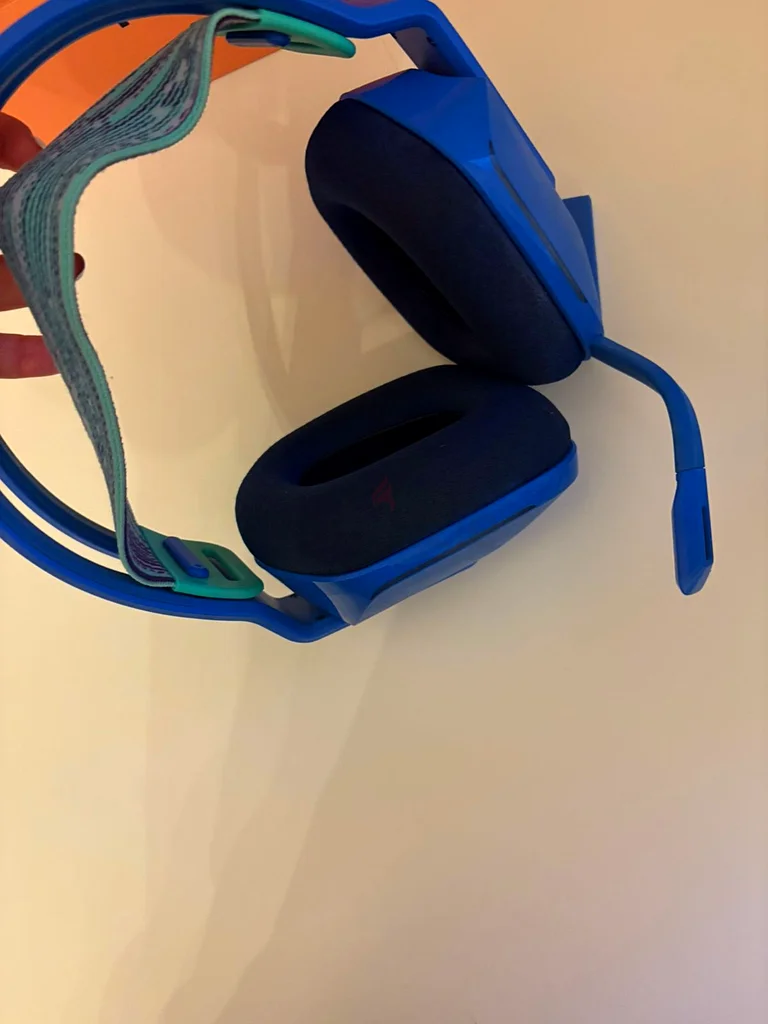 Logitech G733 Lightspeed Wireless Gaming Headse63256064922754112