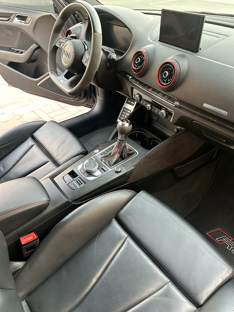 أودي RS3 بحالة ممتازة63171746374275114