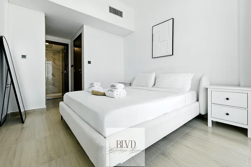 Fully Furnished | Inclusive of all bills I Vacant Unit63835190743939114