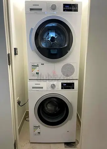 Siemens iQ500 Separate 9KG washer 9KG dryer Set
