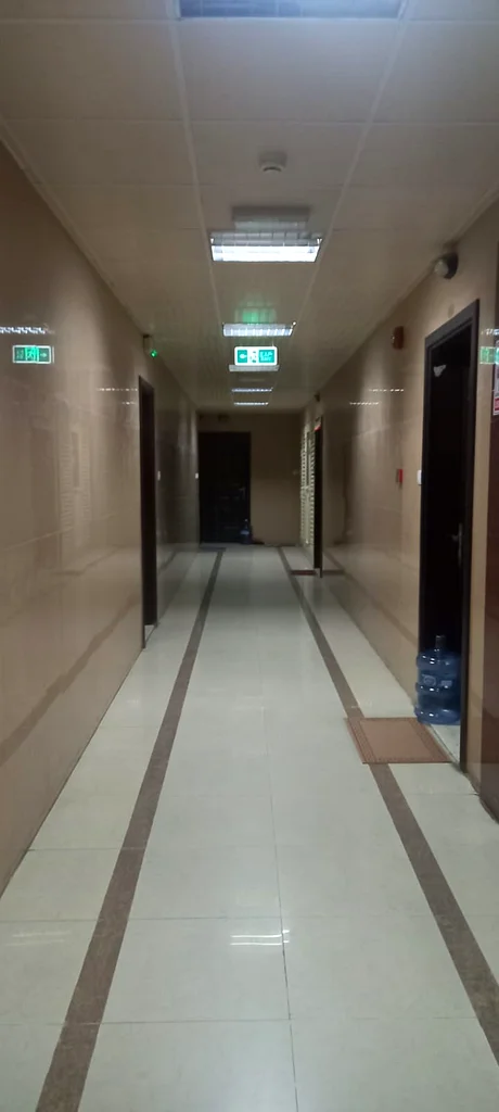 مبنى للبيع في مويلح، طريق الجامعة، الشارقة63195060019203111
