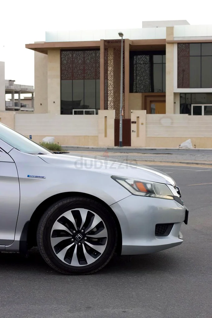 هوندا أكورد هايبرد 201563398545058561112
