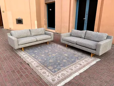 Perfect Condition Wést __ Elm 3+2 Sofa light Grey perfect Condition
