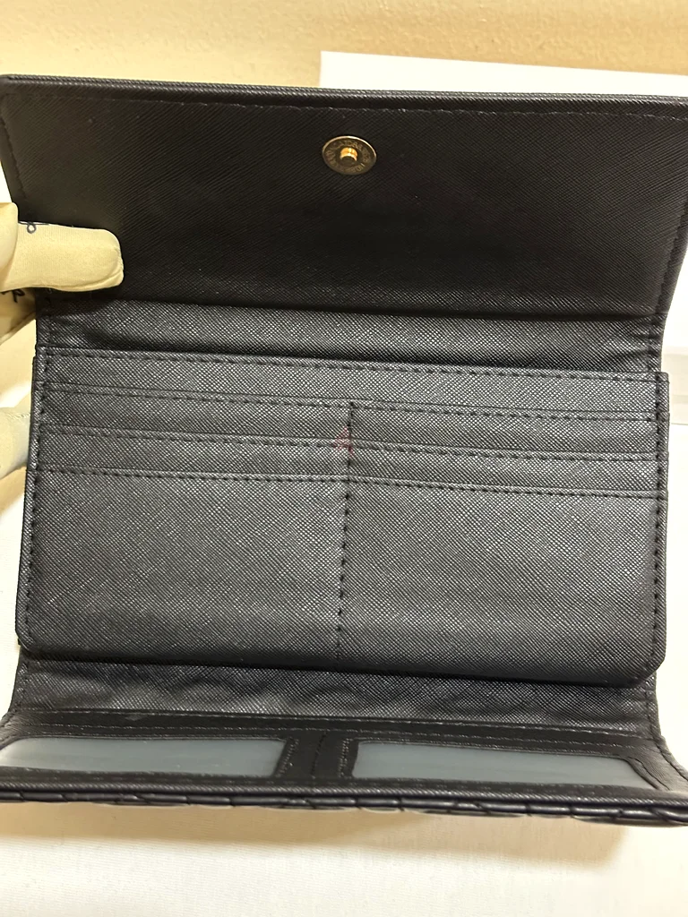 Dior Quilted Long Wallet – Elegant  Timeless – For Women 
By NumberOne Bags63238107056258112