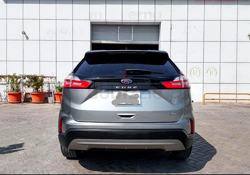 Ford Edge Fully Loaded perfect condition, price can negotiated when its serious(reduced to 48K)63226738546818112