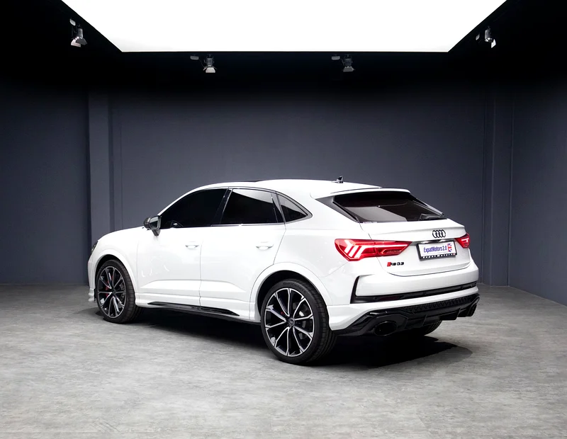 - SUMMER PRIVÉ OFFER • 5,895x60 • 0% DP • 2024 Audi RSQ3 Quattro • Audi Warranty + Service • GCC63168971211137112