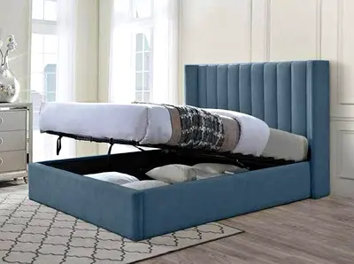Elegant Upholstered Storage Bed Queen size