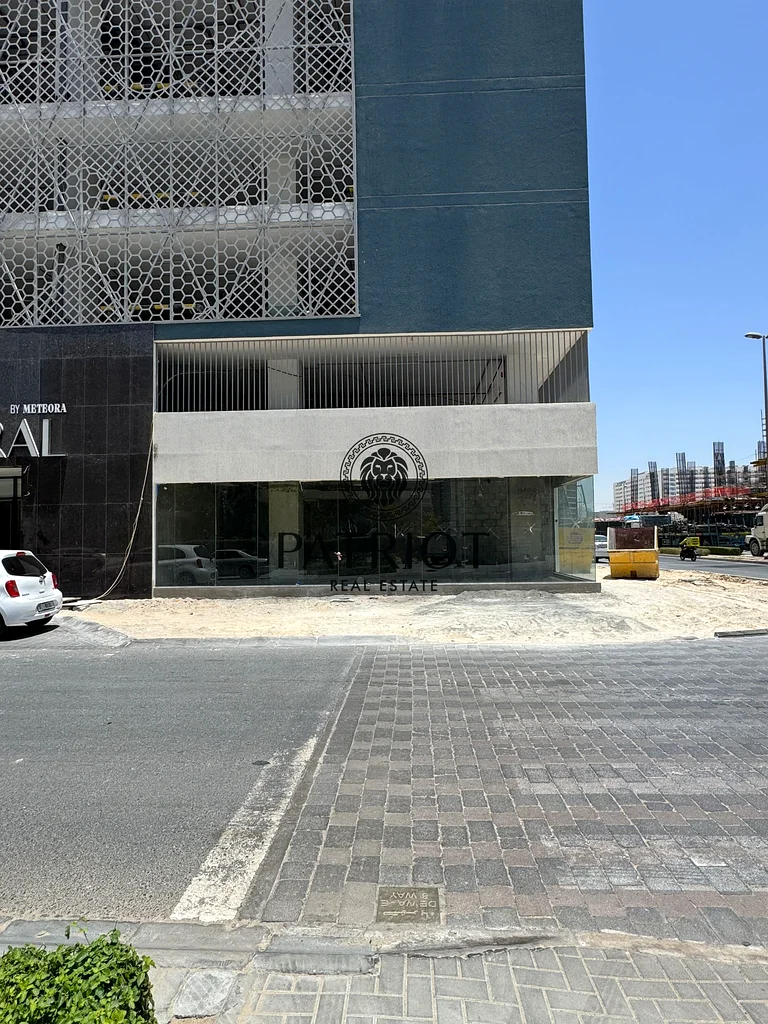 تسليم قريب || مقابل الطريق || خيارات متعددة63195608642818113