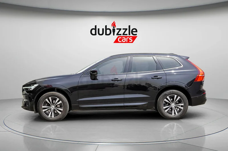 1900 درهم شهريًا | فولفو XC60 B5 كور 2023 | مواصفات الخليج | المرجع #34218463176168633858114