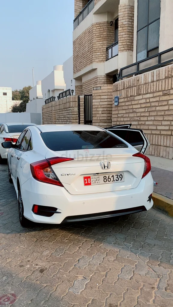 Honda civic for sale in amazing condition 1st owner63223818664449113