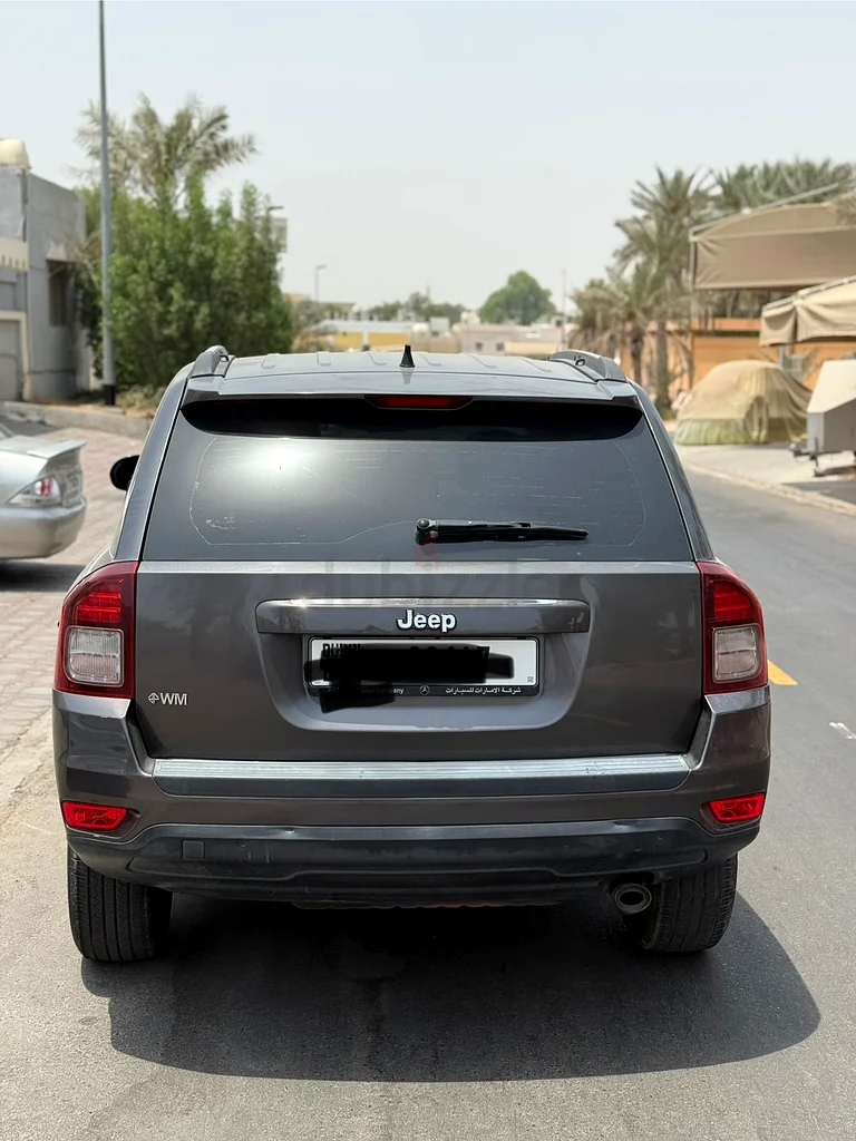 Jeep compass 2015 model for sale AED 1700063139710879234112