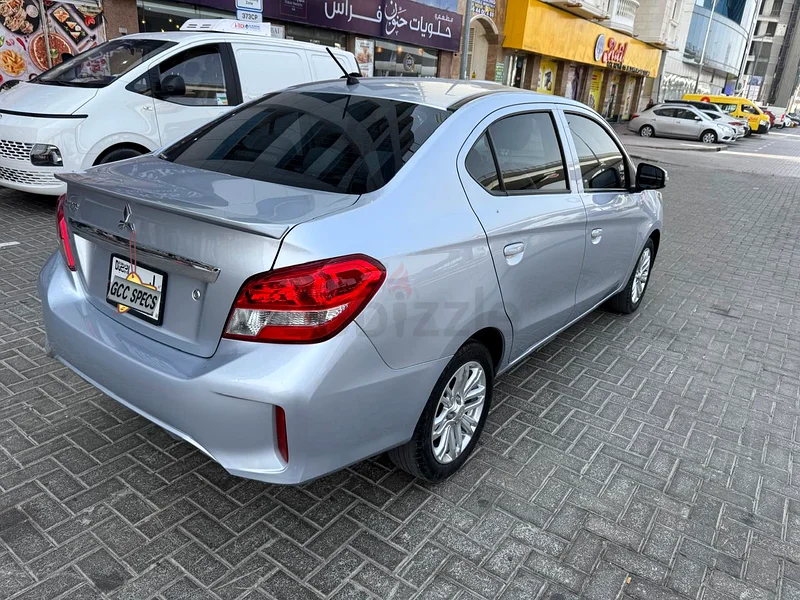 ميتسوبيشي أتراج 2022 GLX مواصفات دول مجلس التعاون الخليجي - للبيع63224311094915114