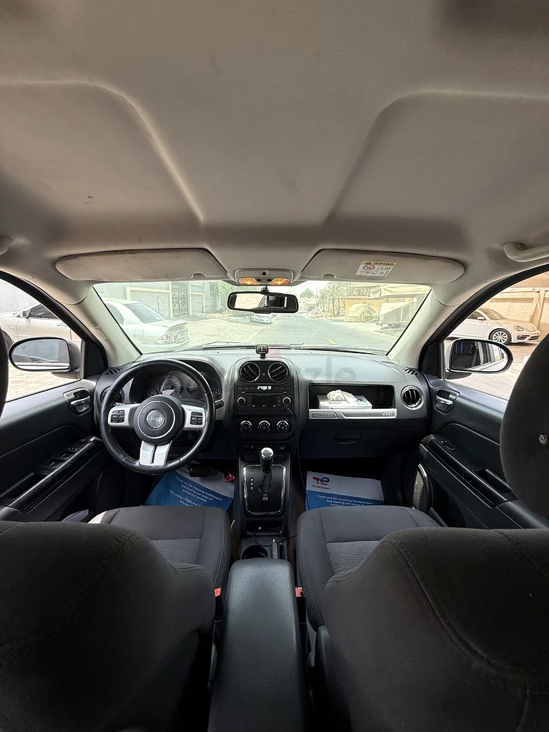 Jeep compass 2015 model for sale AED 1700063139710879234113