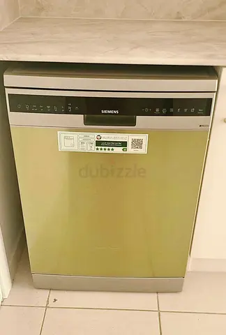 Smart Design Siemens IQ500 Dishwasher – Precision Cleaning for Modern Kitchens