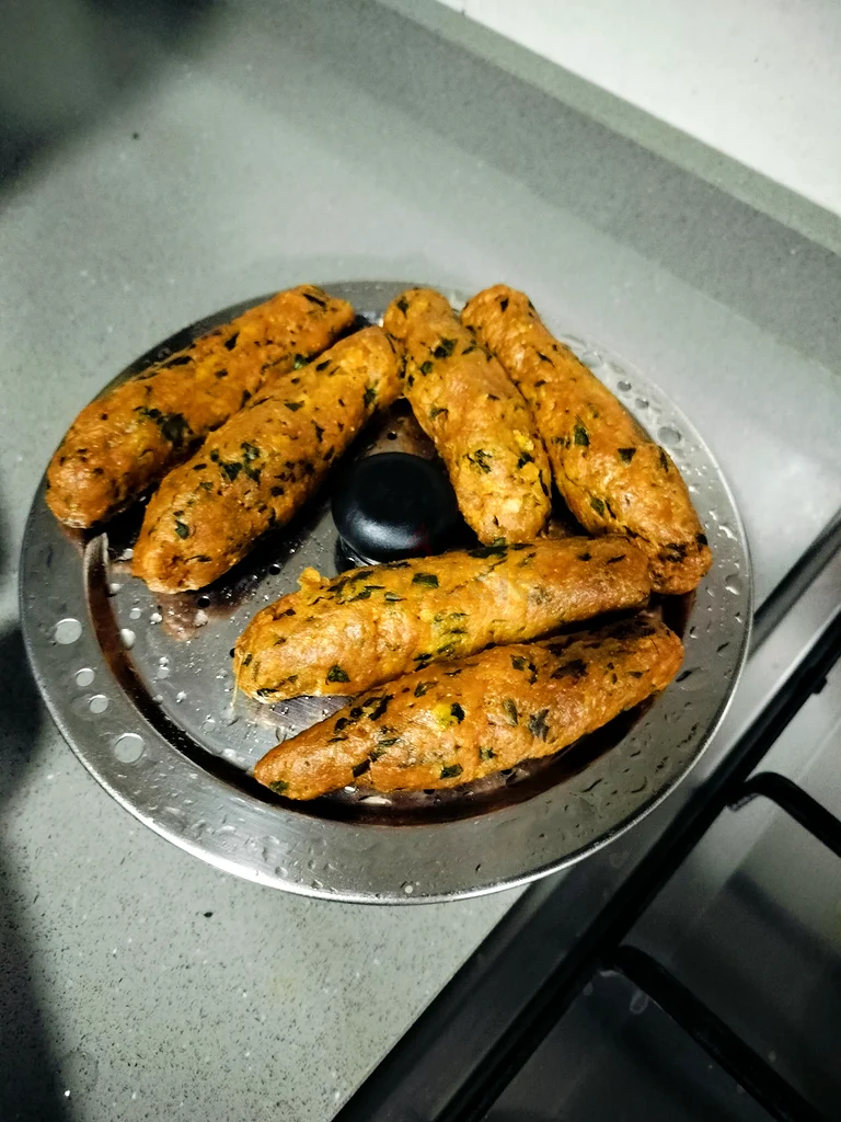 Part time cook63221354463361113