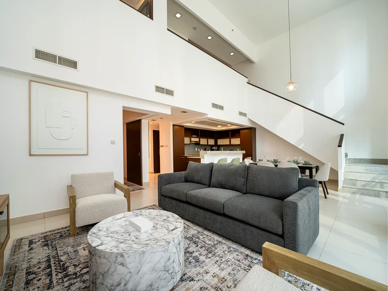 DOWNTOWN 2 BR DUPLEX  -AVAILABLE NOW63833008538497111