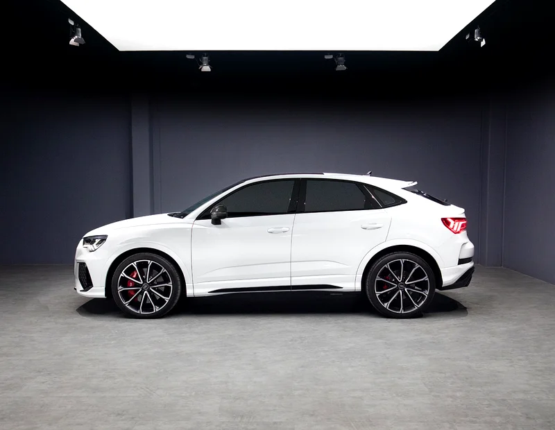 - SUMMER PRIVÉ OFFER • 5,895x60 • 0% DP • 2024 Audi RSQ3 Quattro • Audi Warranty + Service • GCC63168971211137111