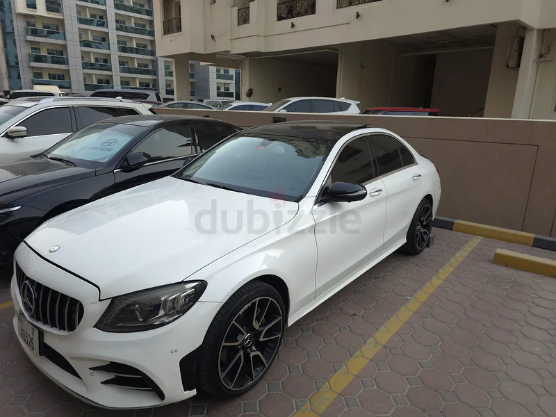 مرسيدس بنز 2017، C300 4matic، خيار تام بانورامي، بحالة جيدة جدًا63146292612993111