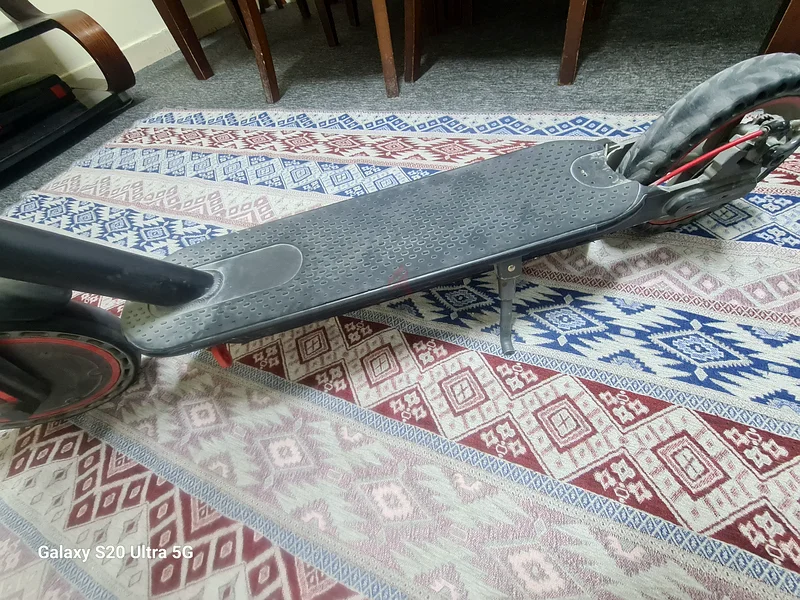High-Performance Electric Scooter with Display63169936658051111