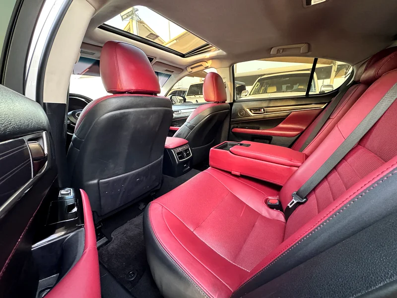 للبيع لكزس GS350 موديل 2016 وارد نظيفة جدا لا تحتاج اى مصاريف63170840904194112