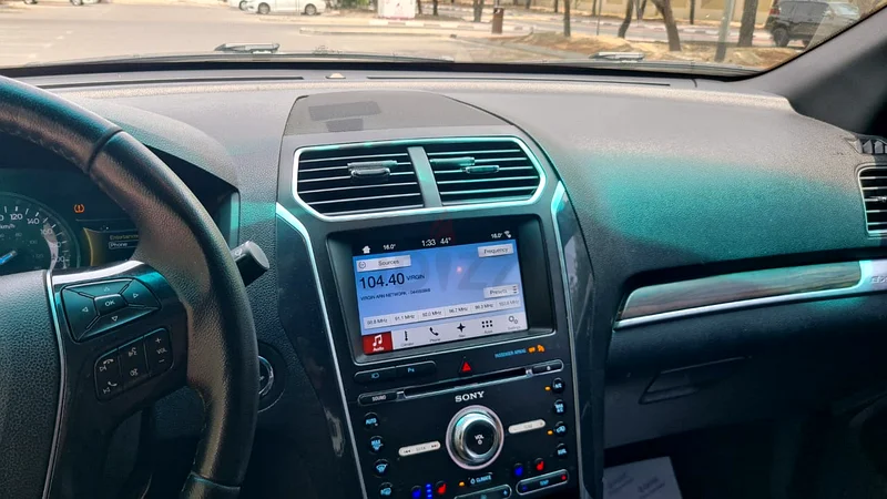 Ford Explorer 2017 model63156539622273114