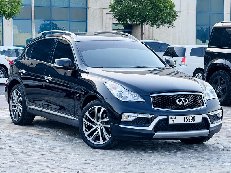 إنفيني QX50 2018 | الطراز الممتاز | جلد بني | بوس | سجل صيانة إنفيني الكامل63174307187331115