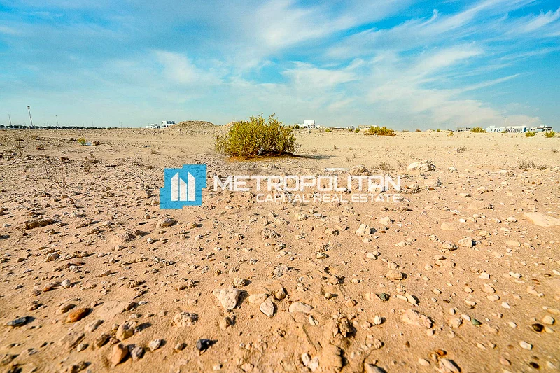 Next to Corner | Huge Mid Plot | Great Investment63197122236929113