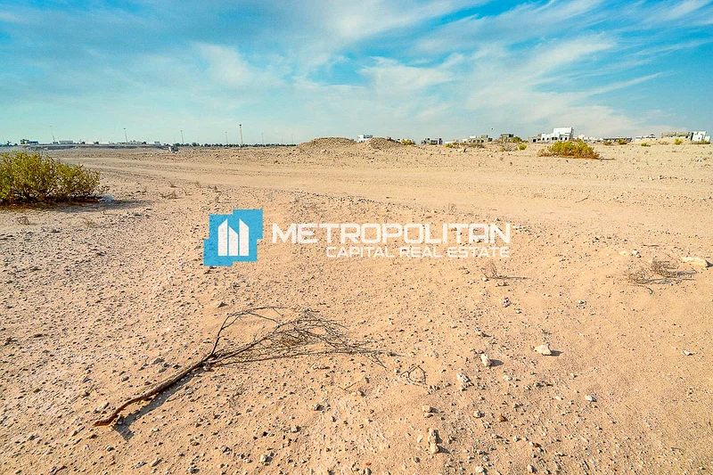 Next to Corner | Huge Mid Plot | Great Investment63197122236929112