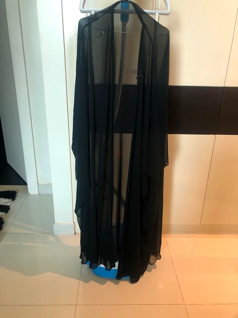أبيا لون أسود63238584890626111