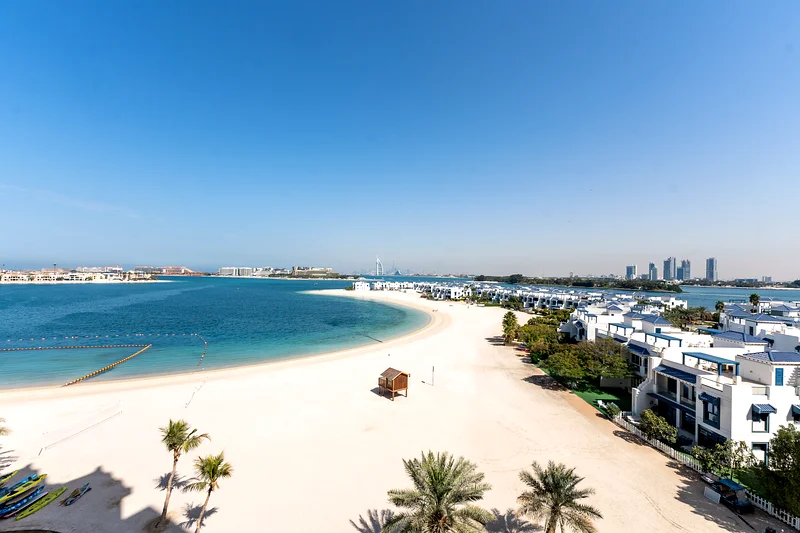 Palm Living: 2BR+Maid w/ Pool & Beach Access63832117126657114