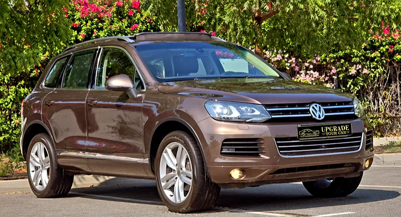 Like New Top Of The Range Volkswagen Touareg R-Line GCC Specs Full Service History 1st Owner63177102830977113