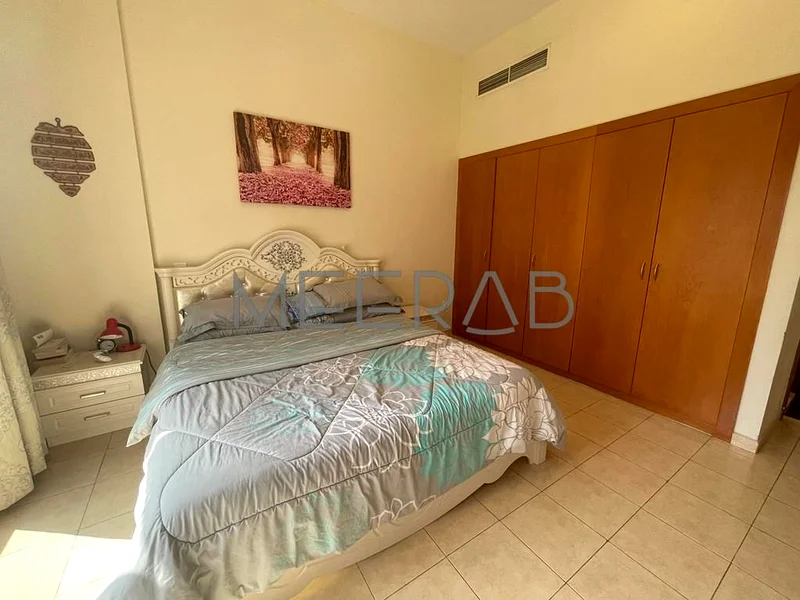 Vacant | Spacious  | 2 BHK Apartment63978244331265110