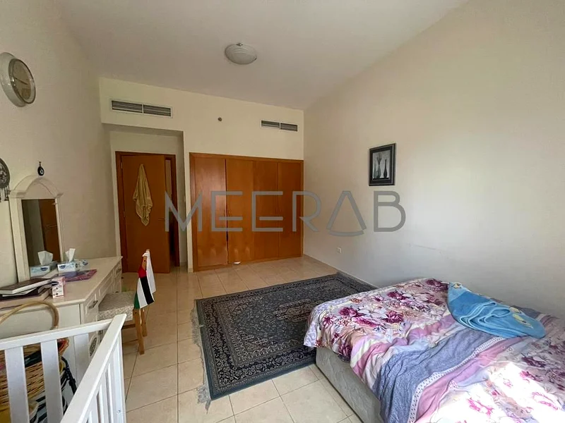 Vacant | Spacious  | 2 BHK Apartment63978244331265114