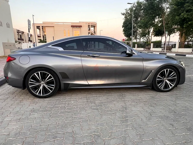 Infiniti q60 gcc lady driven63155091253378114