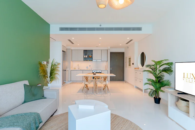 Cosy 1 Bed with Sea View and Private Beach Access AVAILABLE NOW63830030025857111