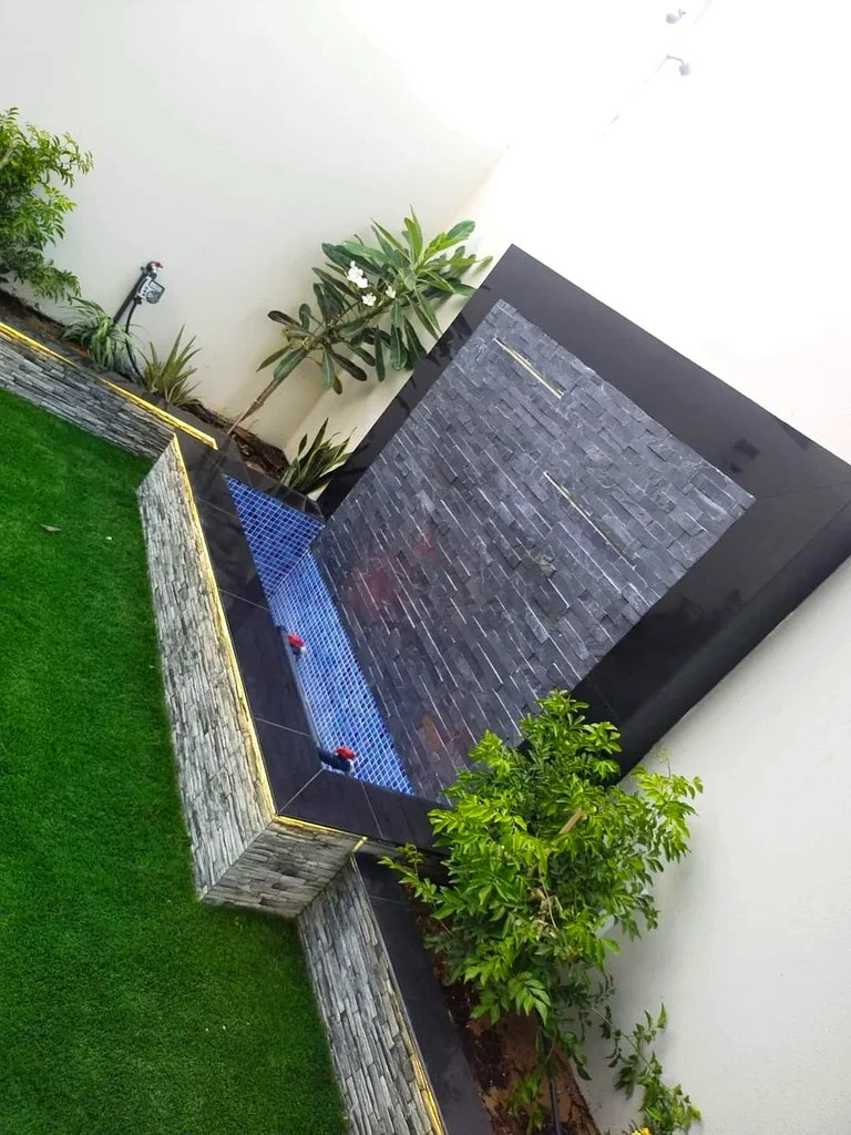 Landscaping63215877718529114