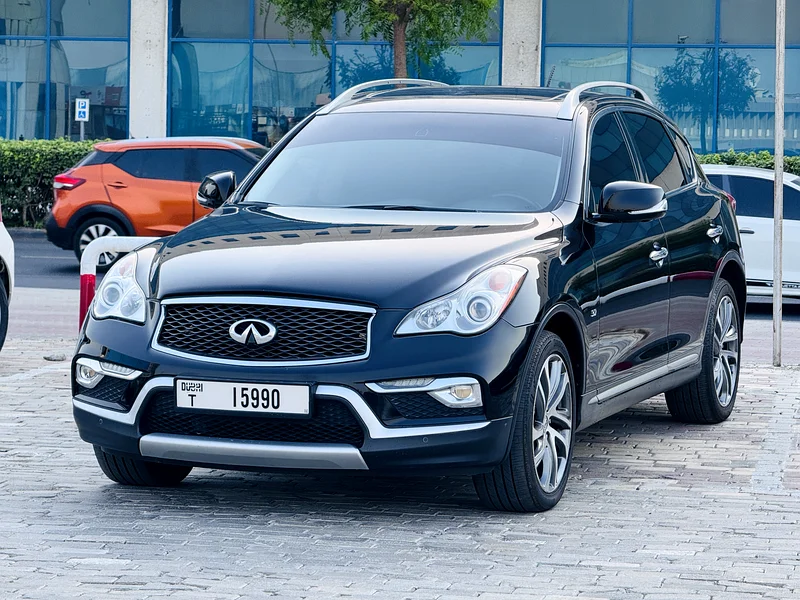إنفيني QX50 2018 | الطراز الممتاز | جلد بني | بوس | سجل صيانة إنفيني الكامل63174307187331111