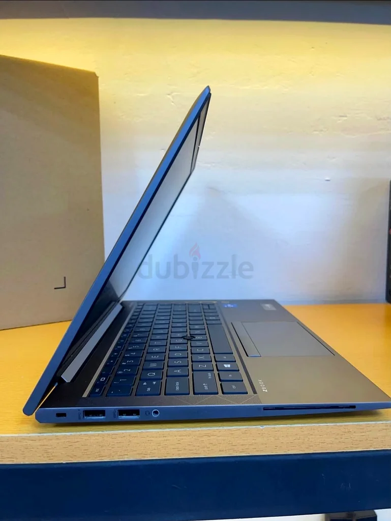 Laptop63220335238275112